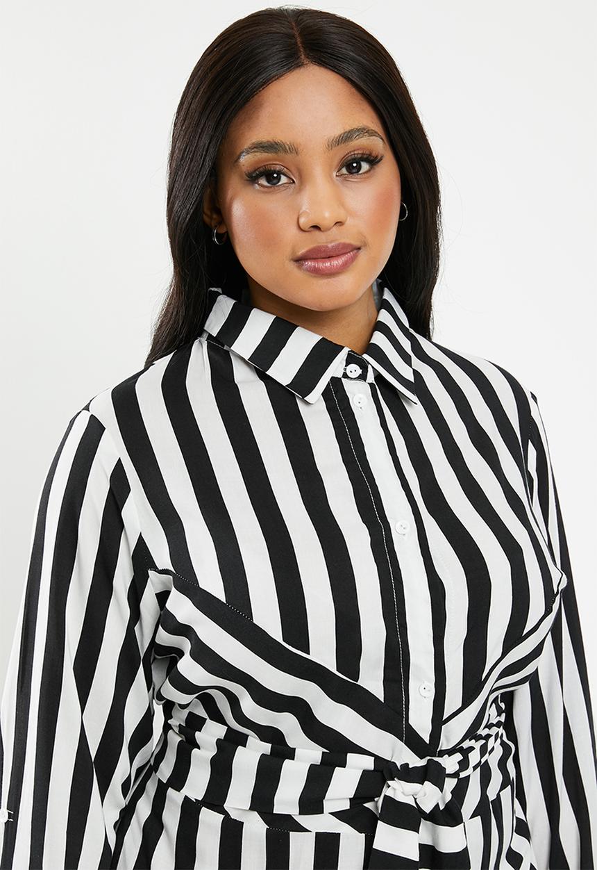 edit Plus - Tie front button through dress - black & white 