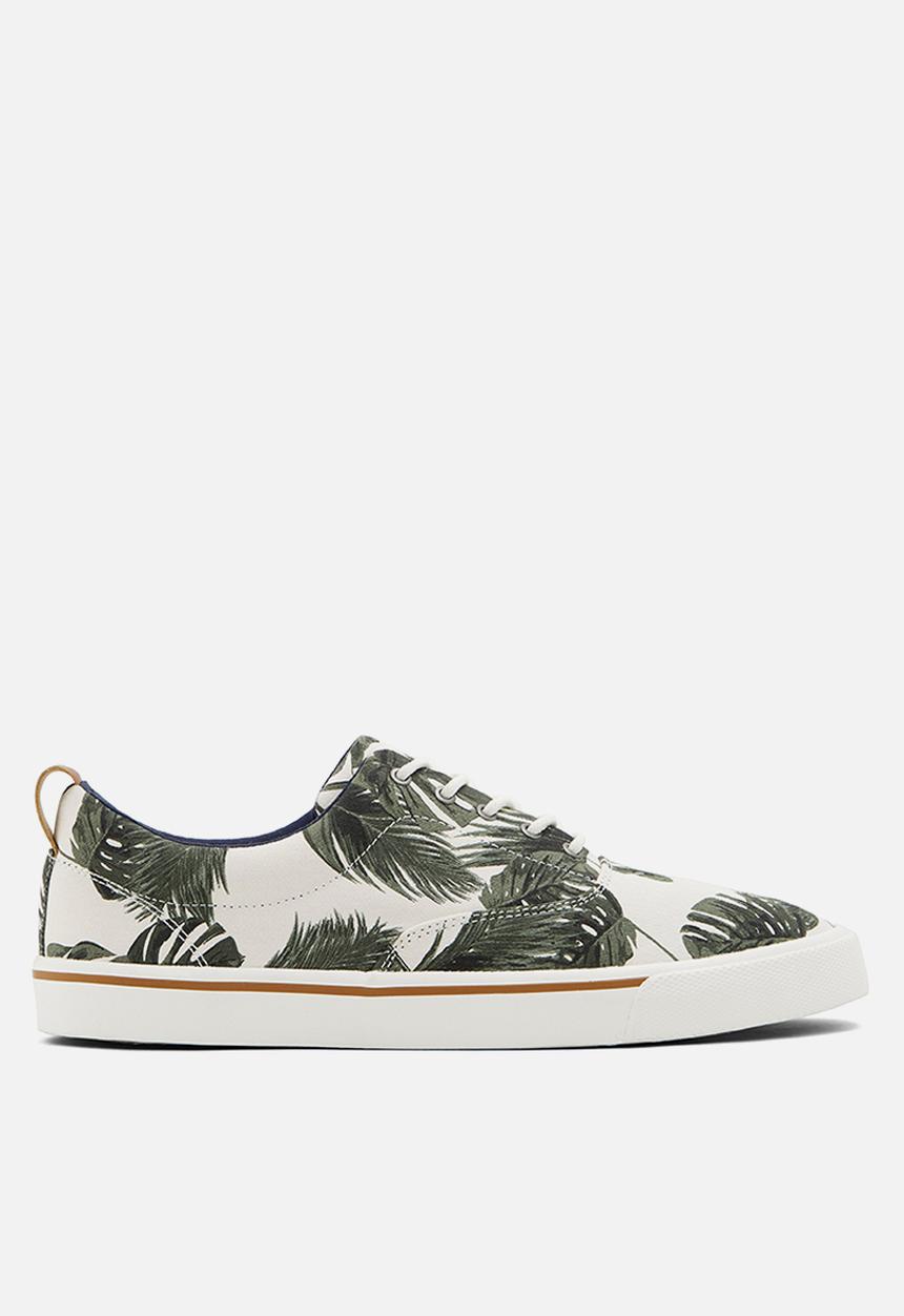 Call It Spring - Dunn casual shoe - green & white