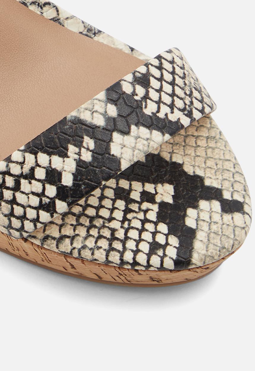 Call It Spring - Josset heel - black/ white