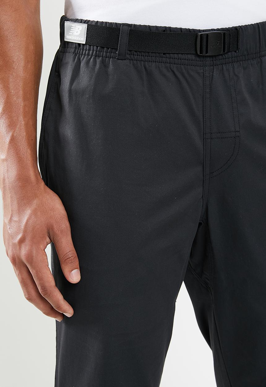 New Balance  - New Balance  athletics woven pant - black 