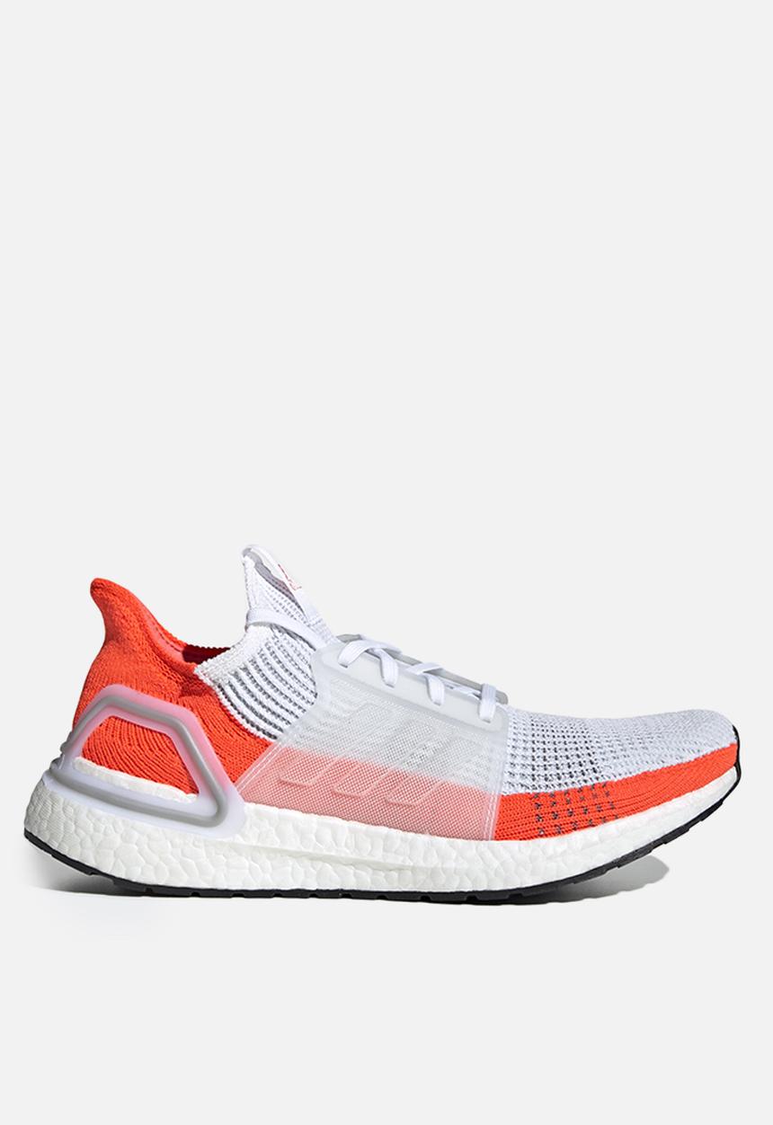 adidas Performance - UltraBOOST 19 - ftwr white / blue tint / grey two