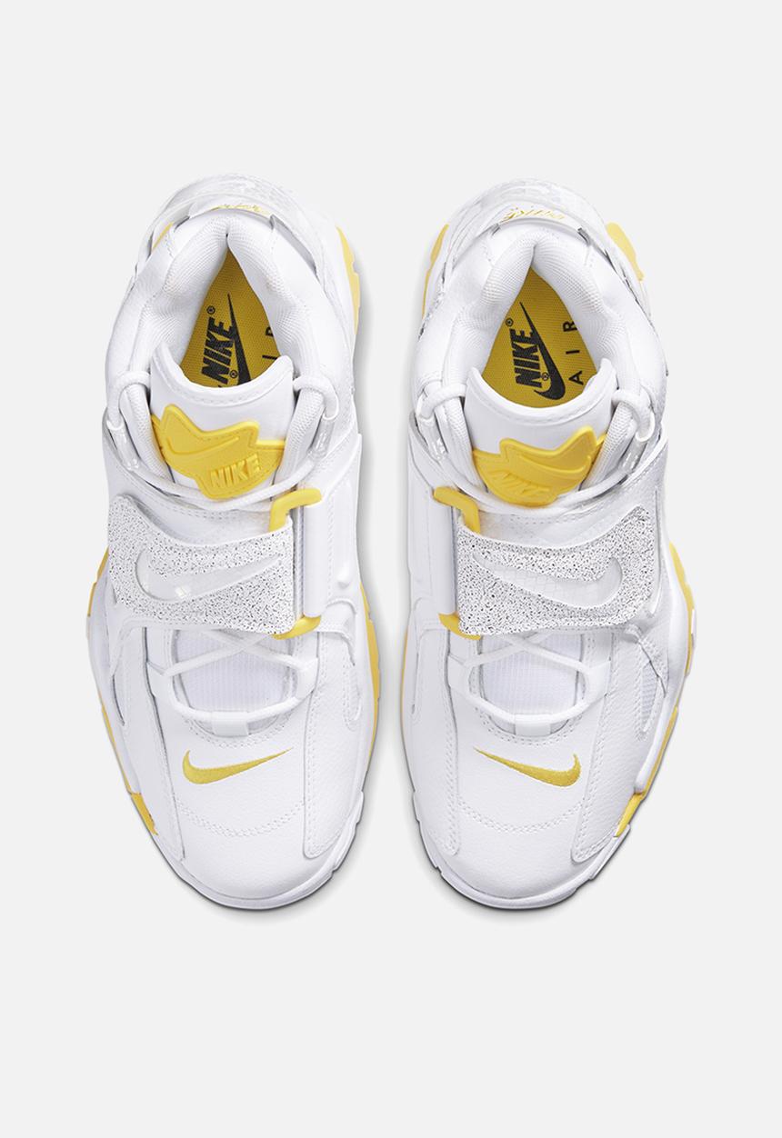 Nike - Wmn's Air Barrage Mid - white/white-chrome yellow-black