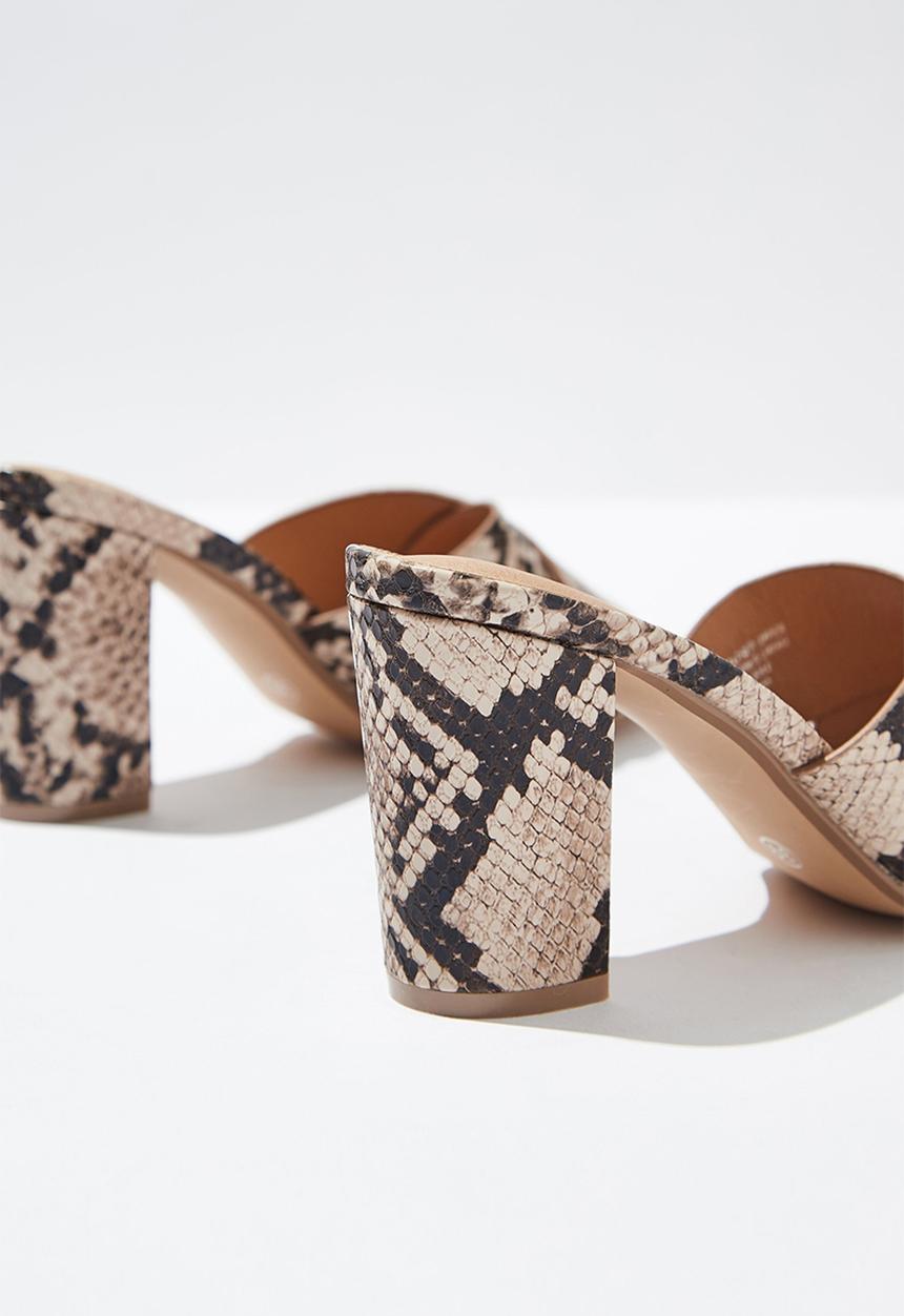 Cotton On - Quartz cross over mule - black & brown