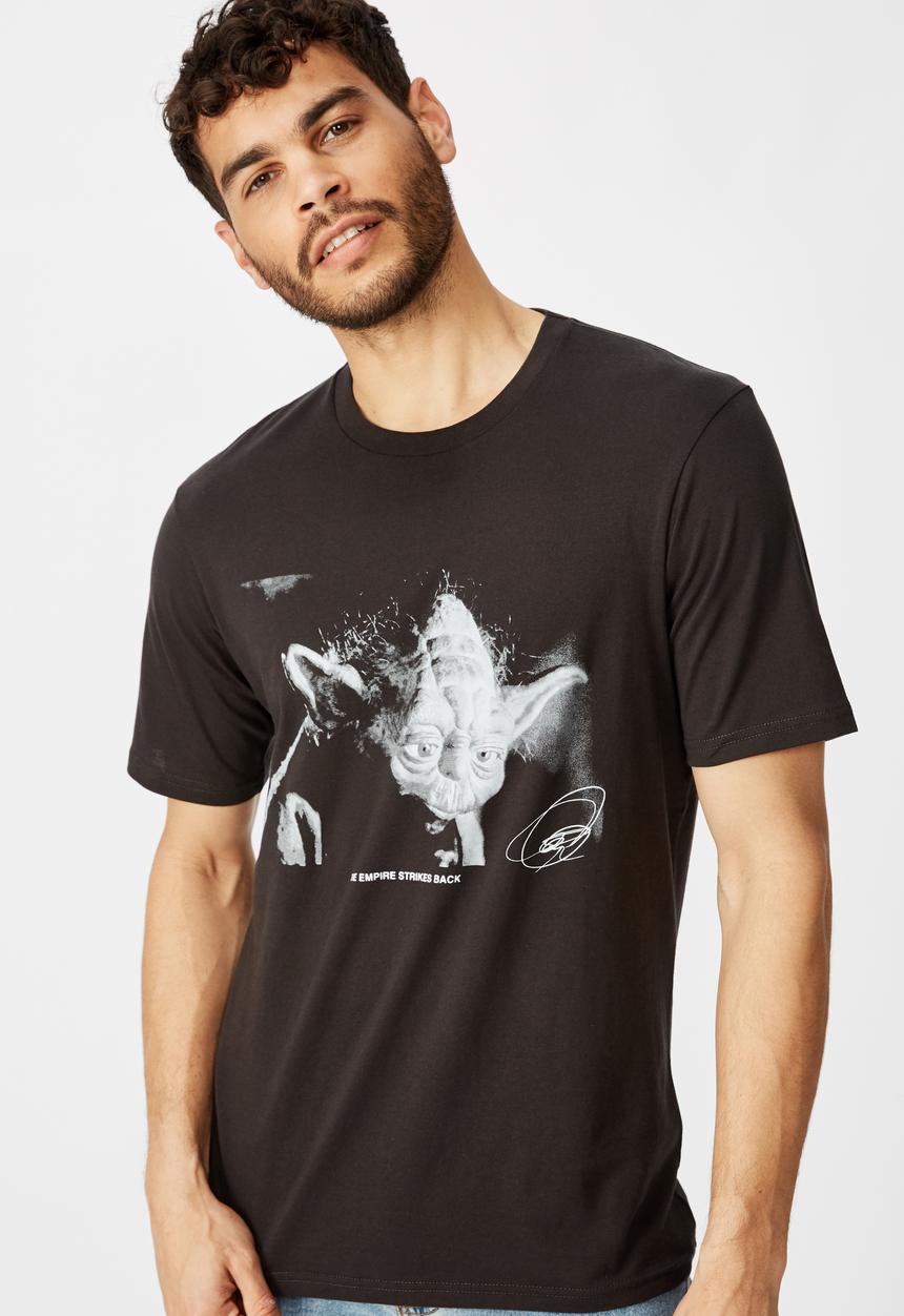 Cotton On - Star Wars - the empire yoda Tbar collab star wars T-shirt - black