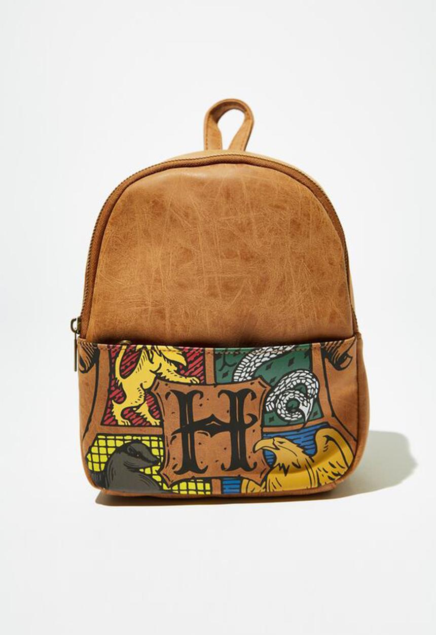 Typo - Mini cairo backpack hogwarts crest - tan