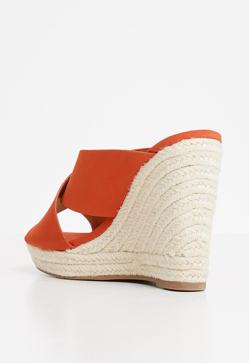 Call It Spring - Andrusha wedge - 820 bright orange