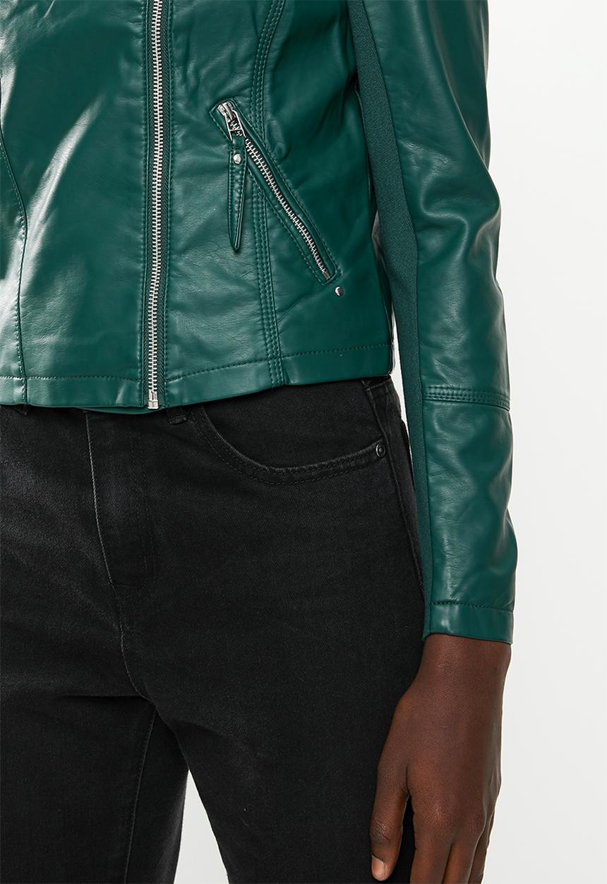 Vero Moda - Ria short faux leather jacket - green 