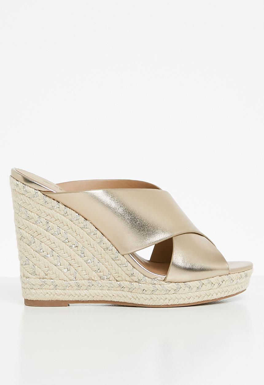 Call It Spring - Andrusha wedge - 741 champange