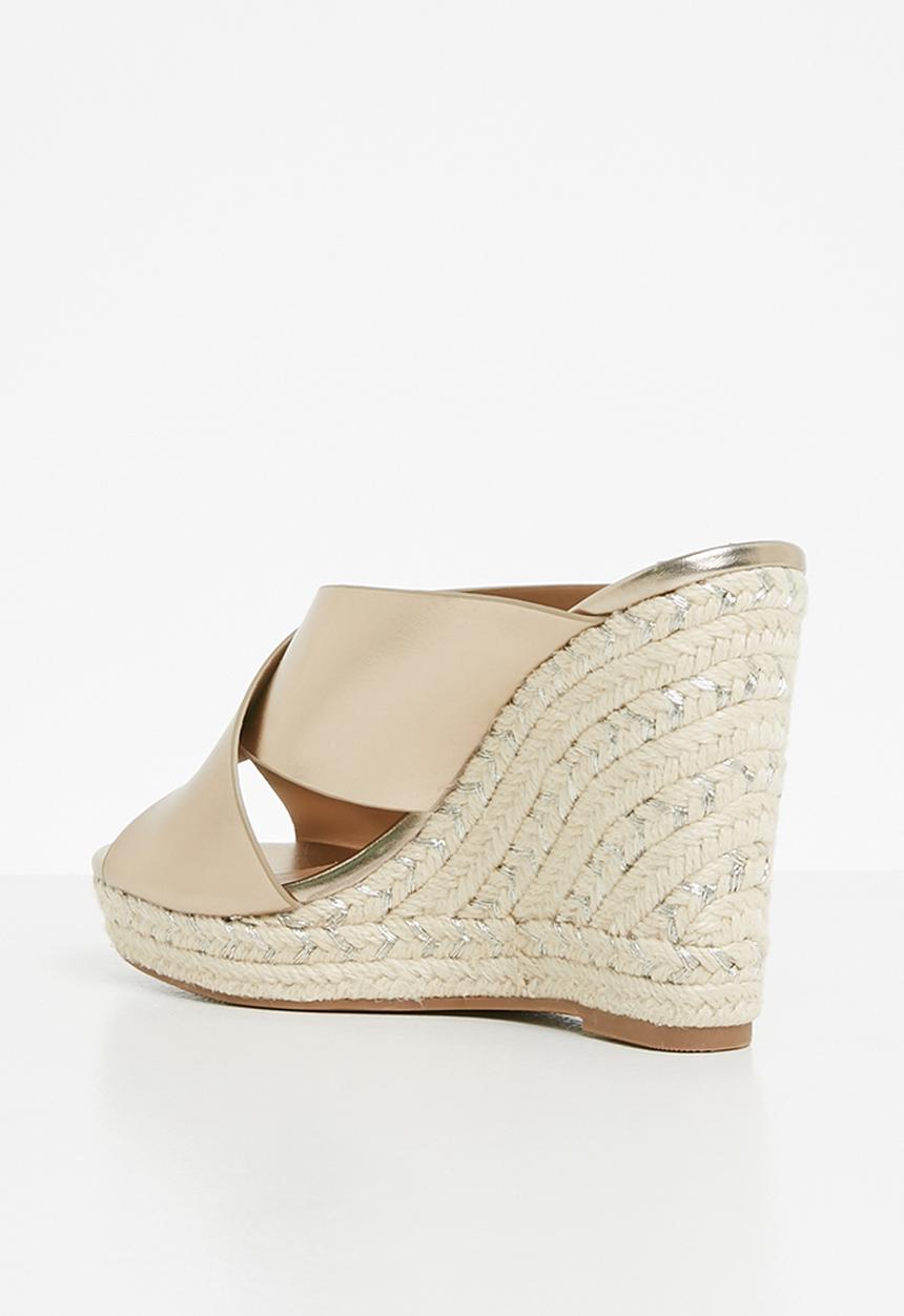 Call It Spring - Andrusha wedge - 741 champange