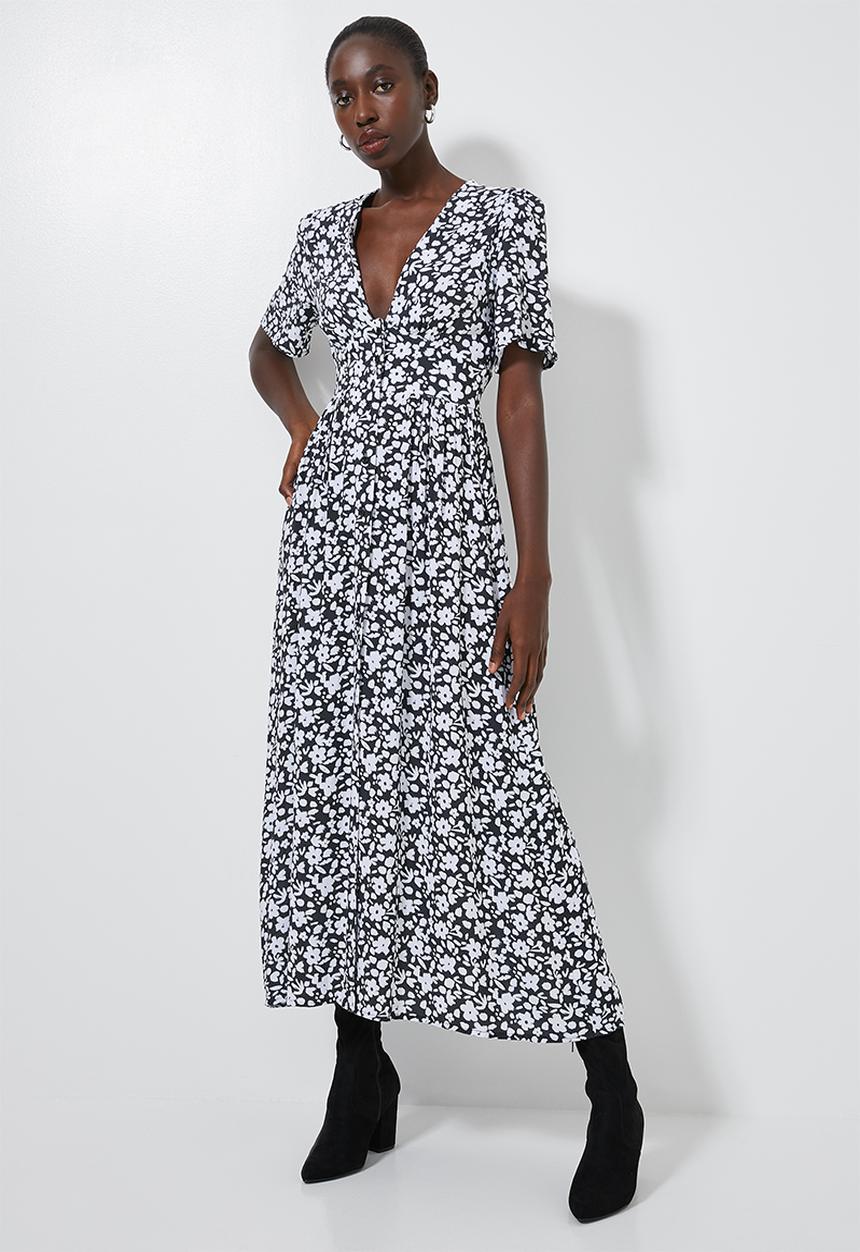 Superbalist - Button through fit & flare dress - black & white