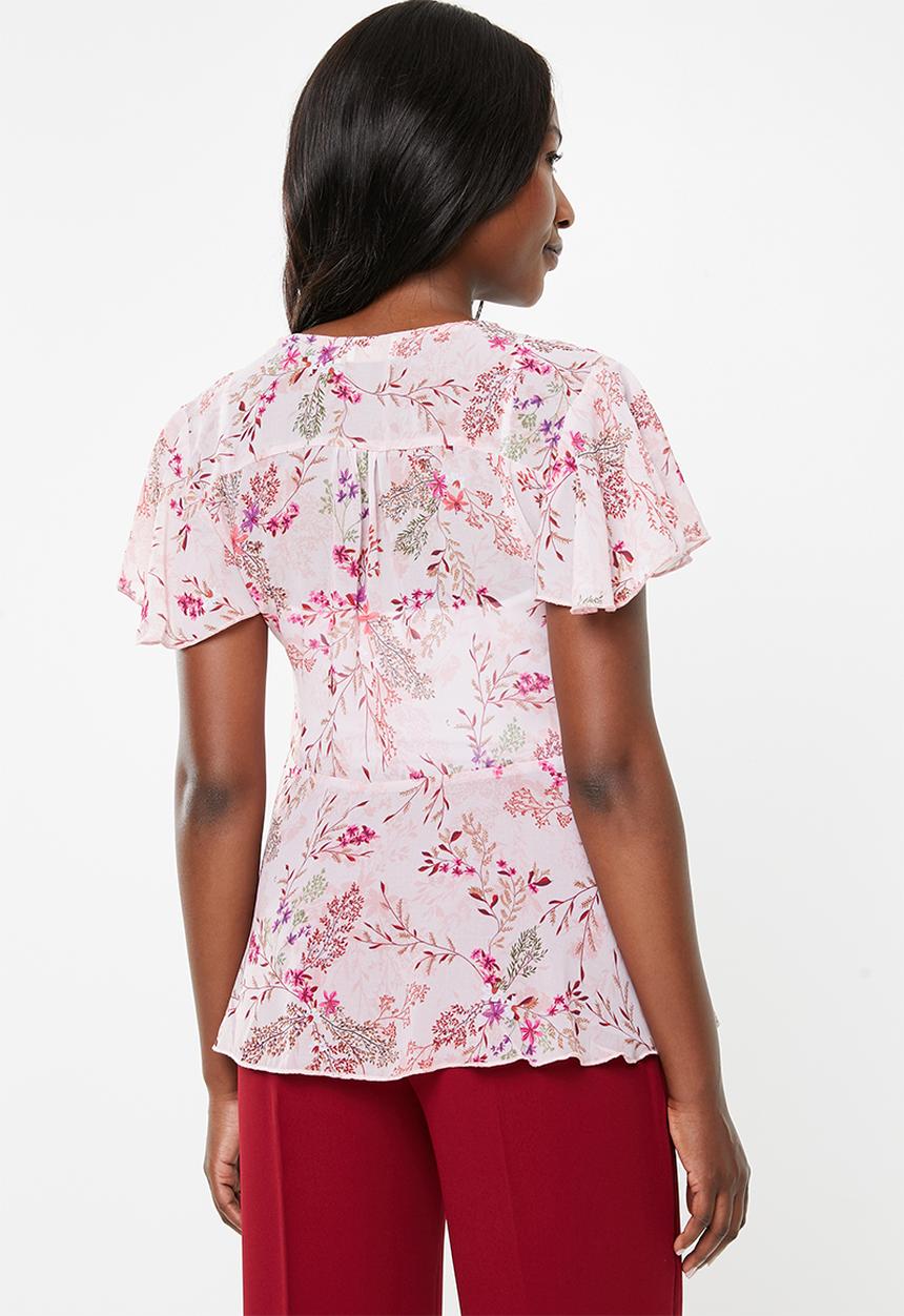 edit - Flutter sleeve button down blouse - pink