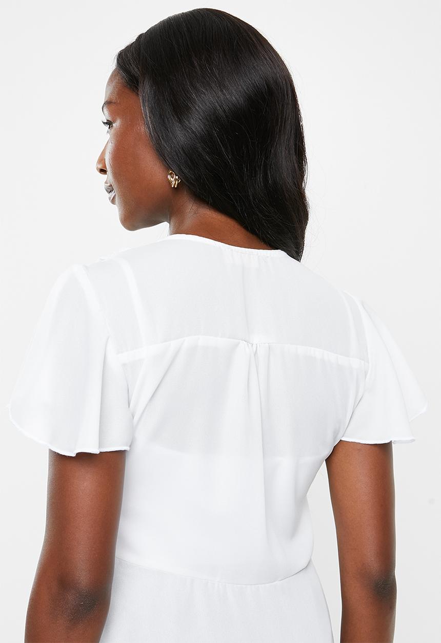 edit - Flutter sleeve button down blouse - white