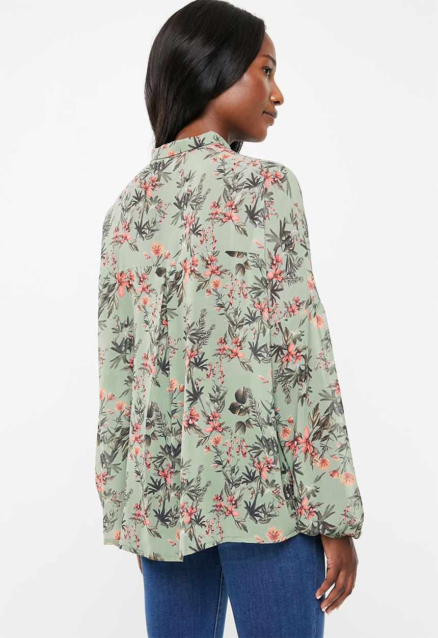 edit - Peasant blouse with neck tie -  green