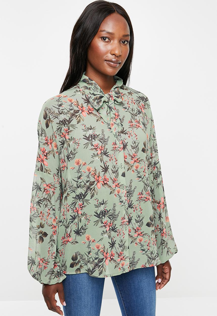 edit - Peasant blouse with neck tie -  green