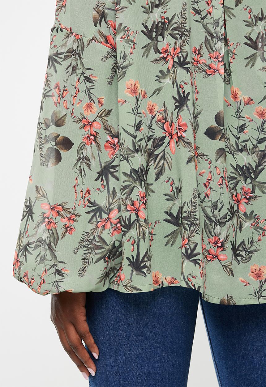 edit - Peasant blouse with neck tie -  green
