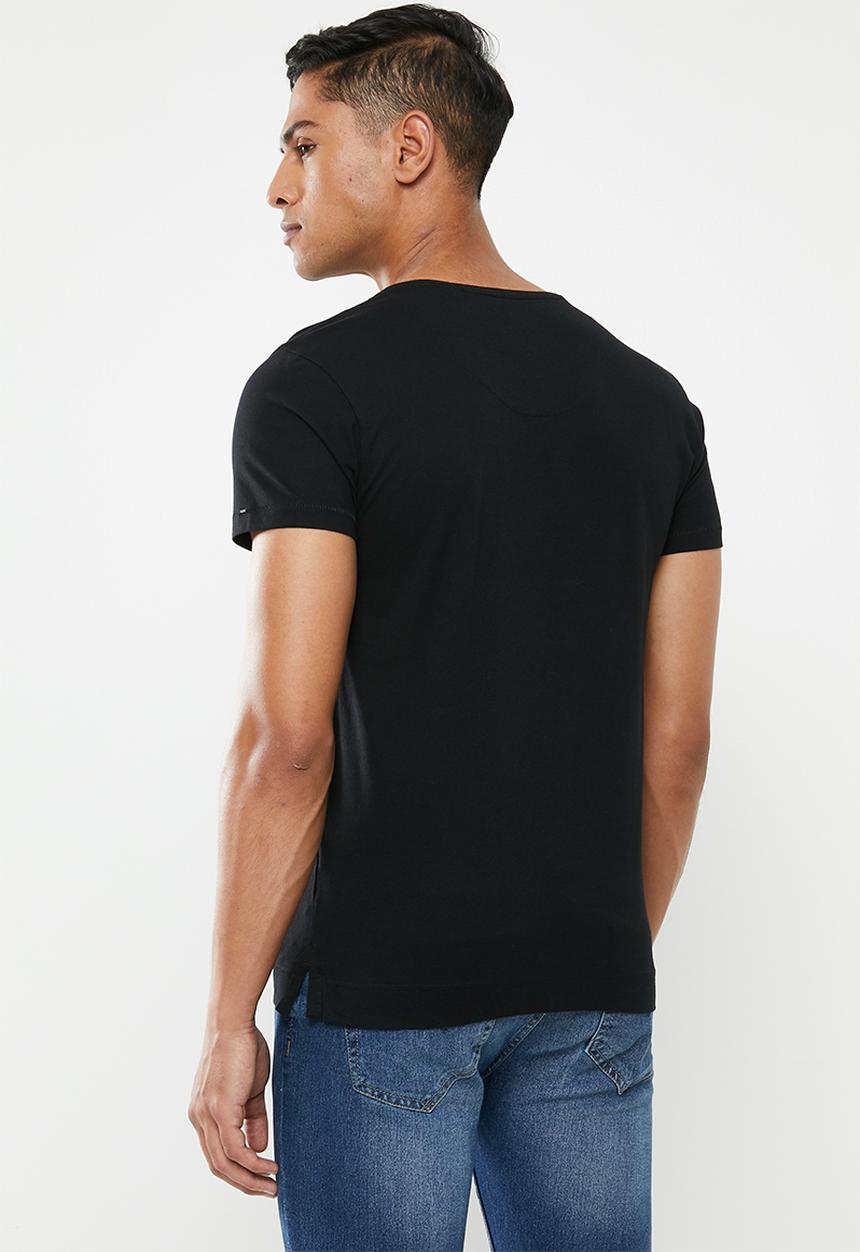 S.P.C.C - Side slit short sleeve logo tee - black