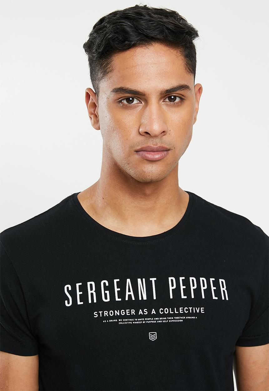S.P.C.C - Side slit short sleeve logo tee - black