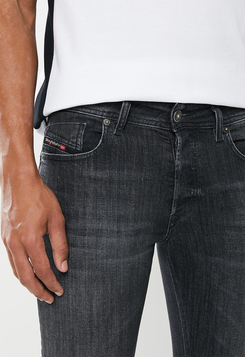 Diesel  - Sleenker-x l.32 pantaloni - black