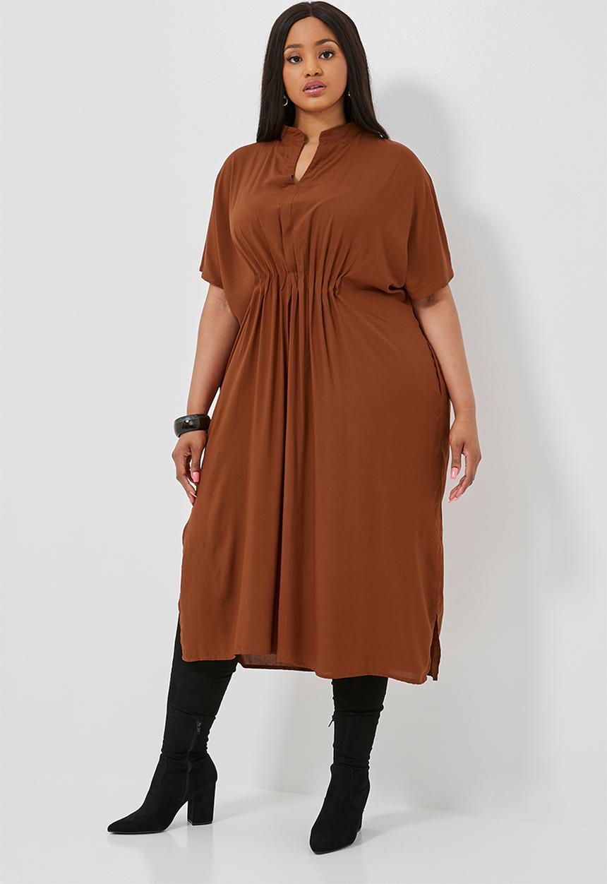 Superbalist - Waist detail kaftan dress - rust