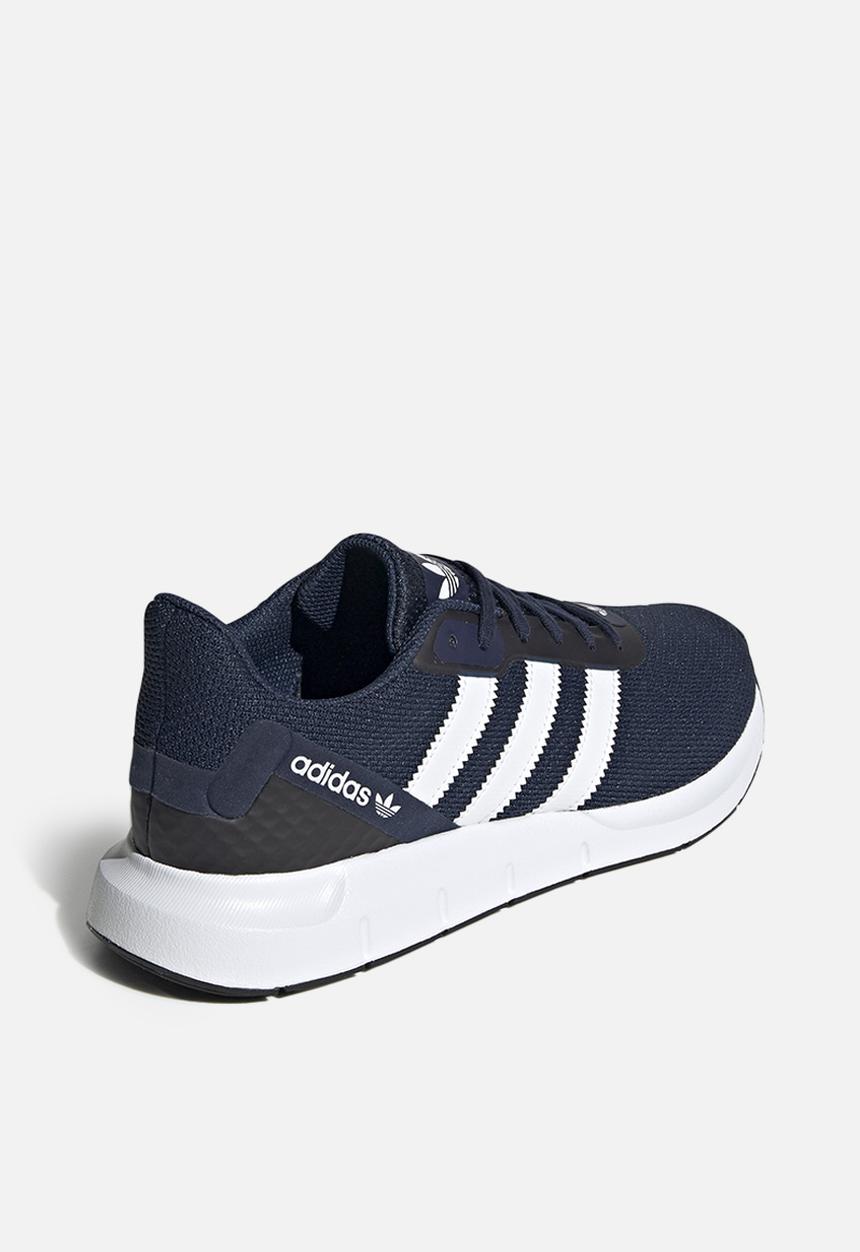 adidas Originals - Swift Run RF - collegiate navy / ftwr white / core black