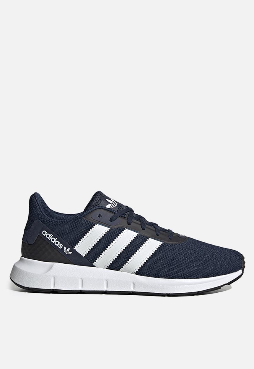 adidas Originals - Swift Run RF - collegiate navy / ftwr white / core black