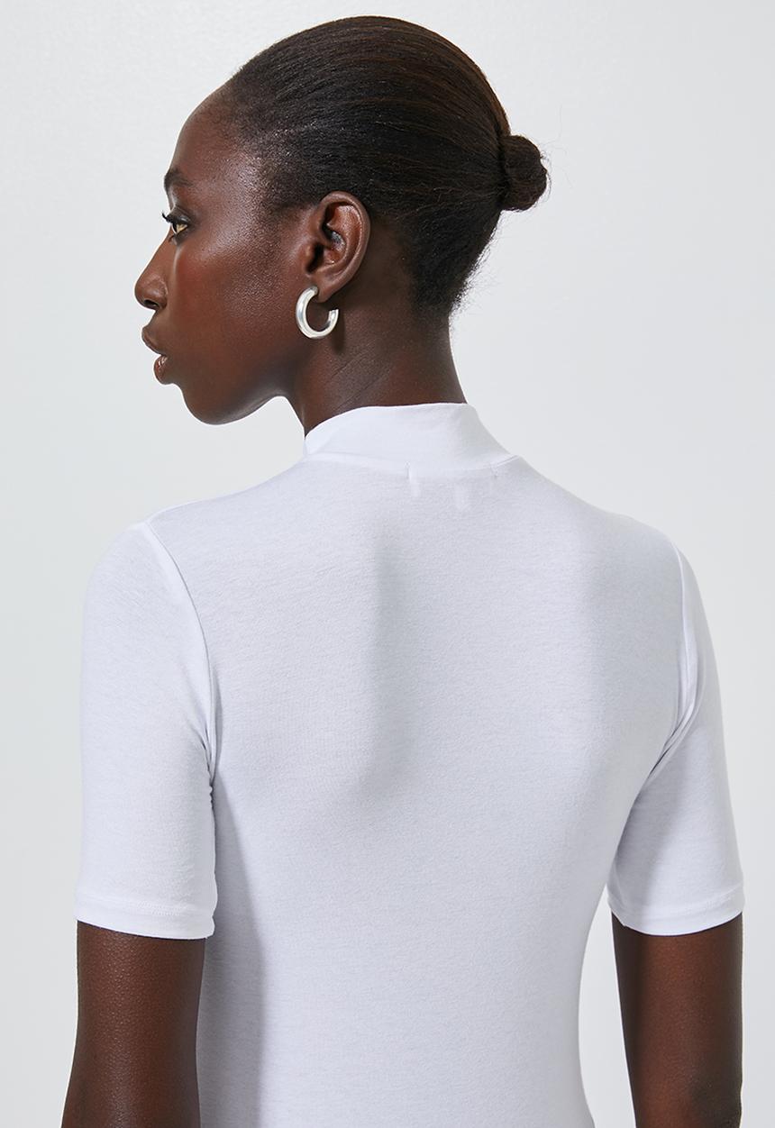 Superbalist - 2 Pack fitted high neck funnel neck tee - white & black