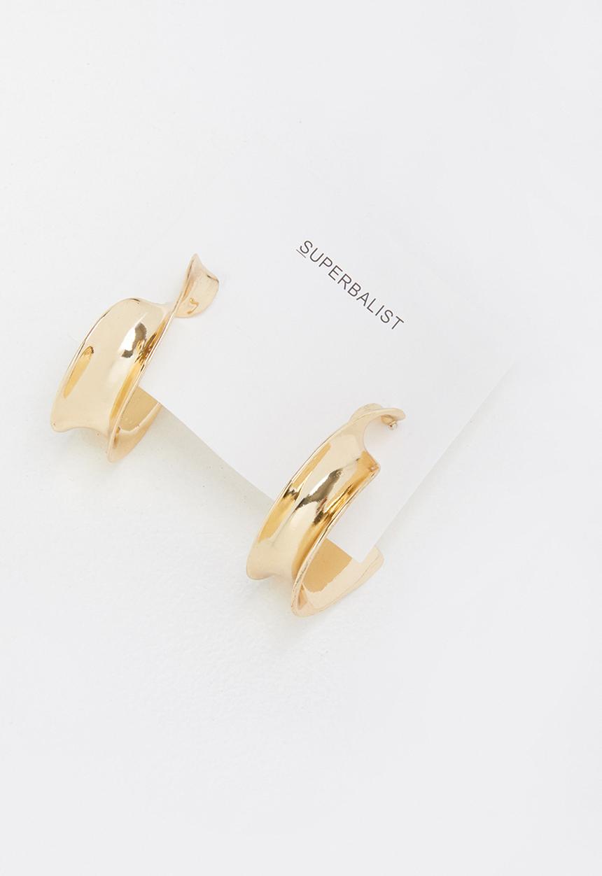 Superbalist - Sculptured hoop earrings - gold