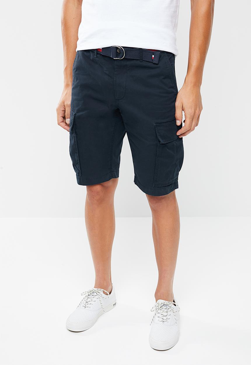 Tommy Hilfiger - John cargo shorts & twill belt - navy