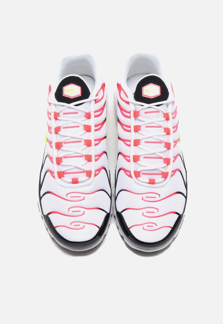 Nike - Air Max Plus - white/laser crimson-lemon venom-black