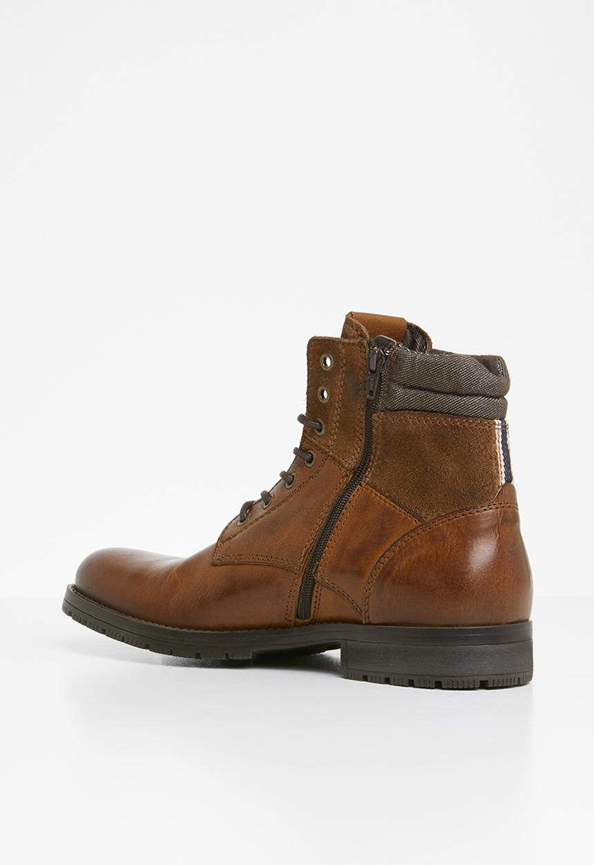Jack & Jones - Zachary lace-up boot - tan