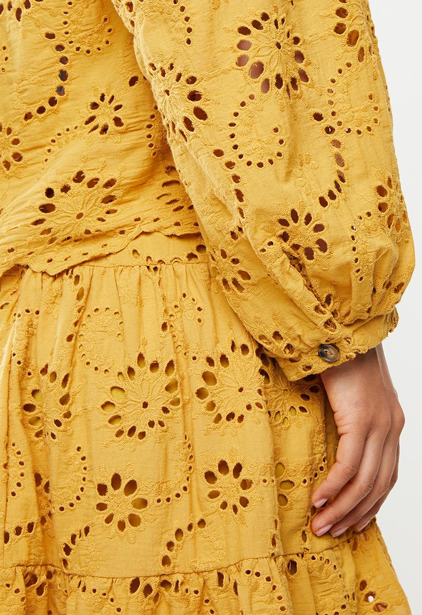 Me&B - Anglaise top - yellow