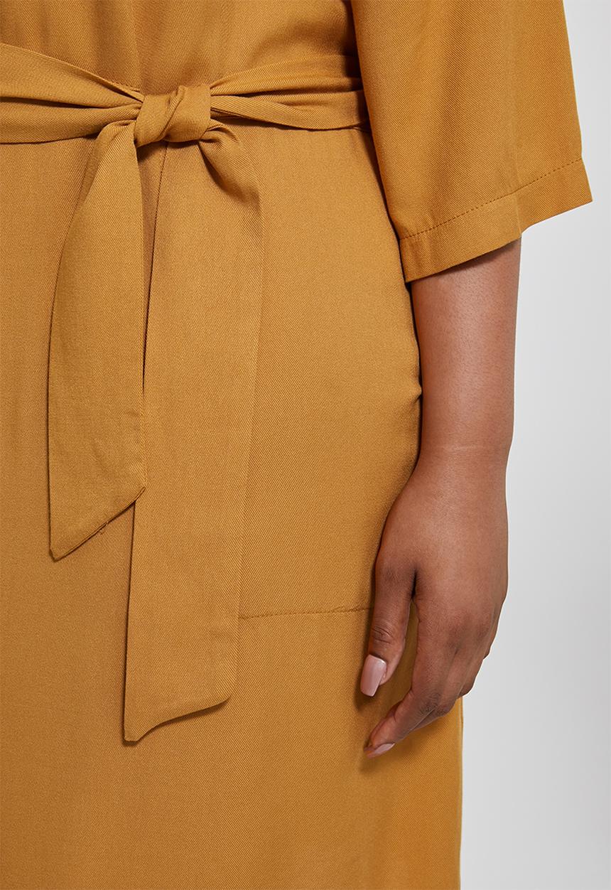 Superbalist - Wide sleeve shift dress - yellow