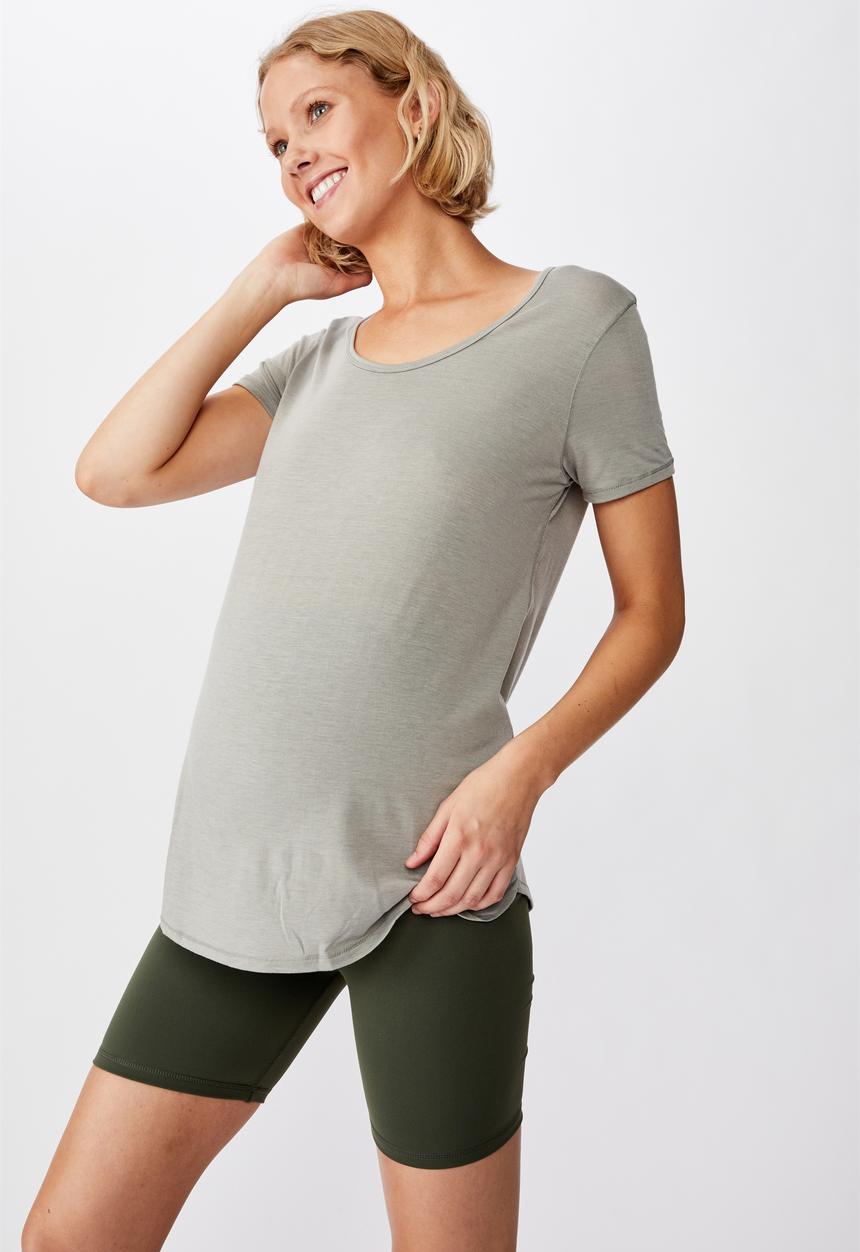 Cotton On - Maternity bike shorts - khaki