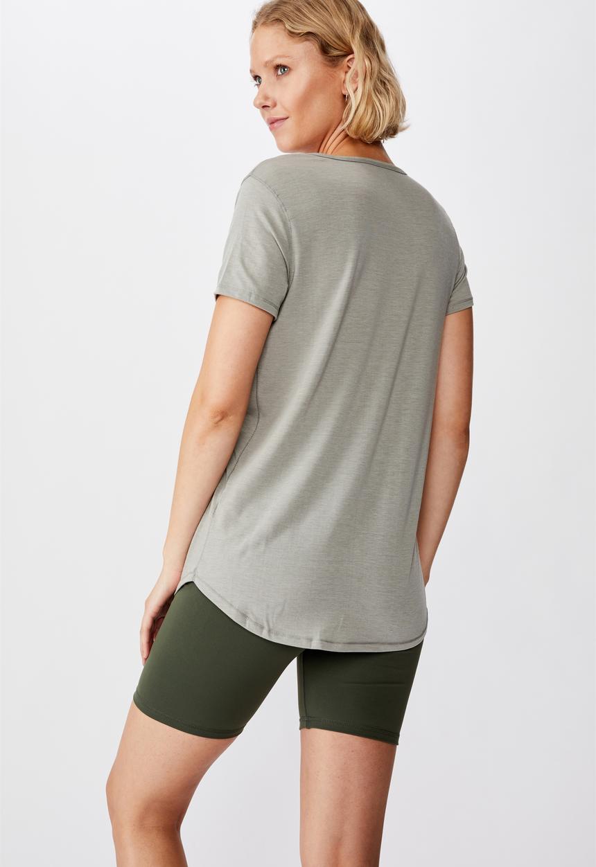 Cotton On - Maternity bike shorts - khaki