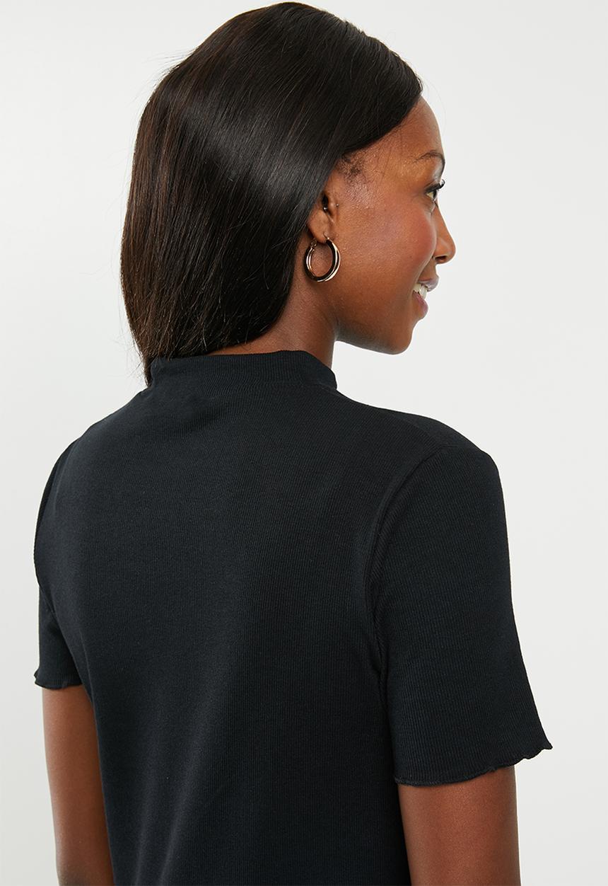 Cotton On - Maternity lettuce edge mock neck short sleeve top - black