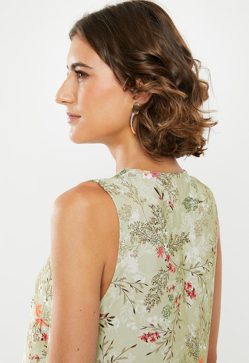 edit - Sleeveless shell top - green