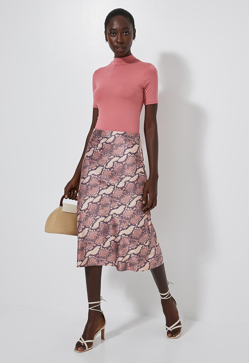 Superbalist - Short sleeve fitted high neck tee - pink