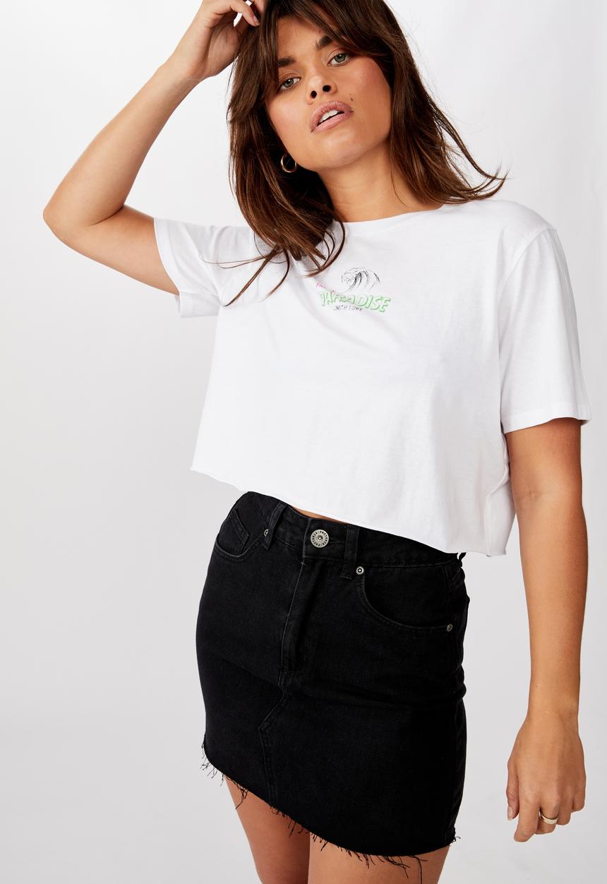 Factorie - Short sleeve raw edge crop t shirt skeleton paradise - white
