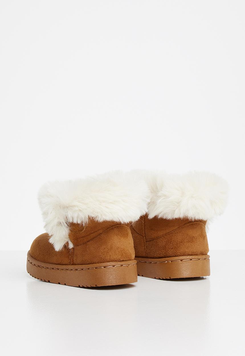 Pop Candy - Faux fur lined boot - tan