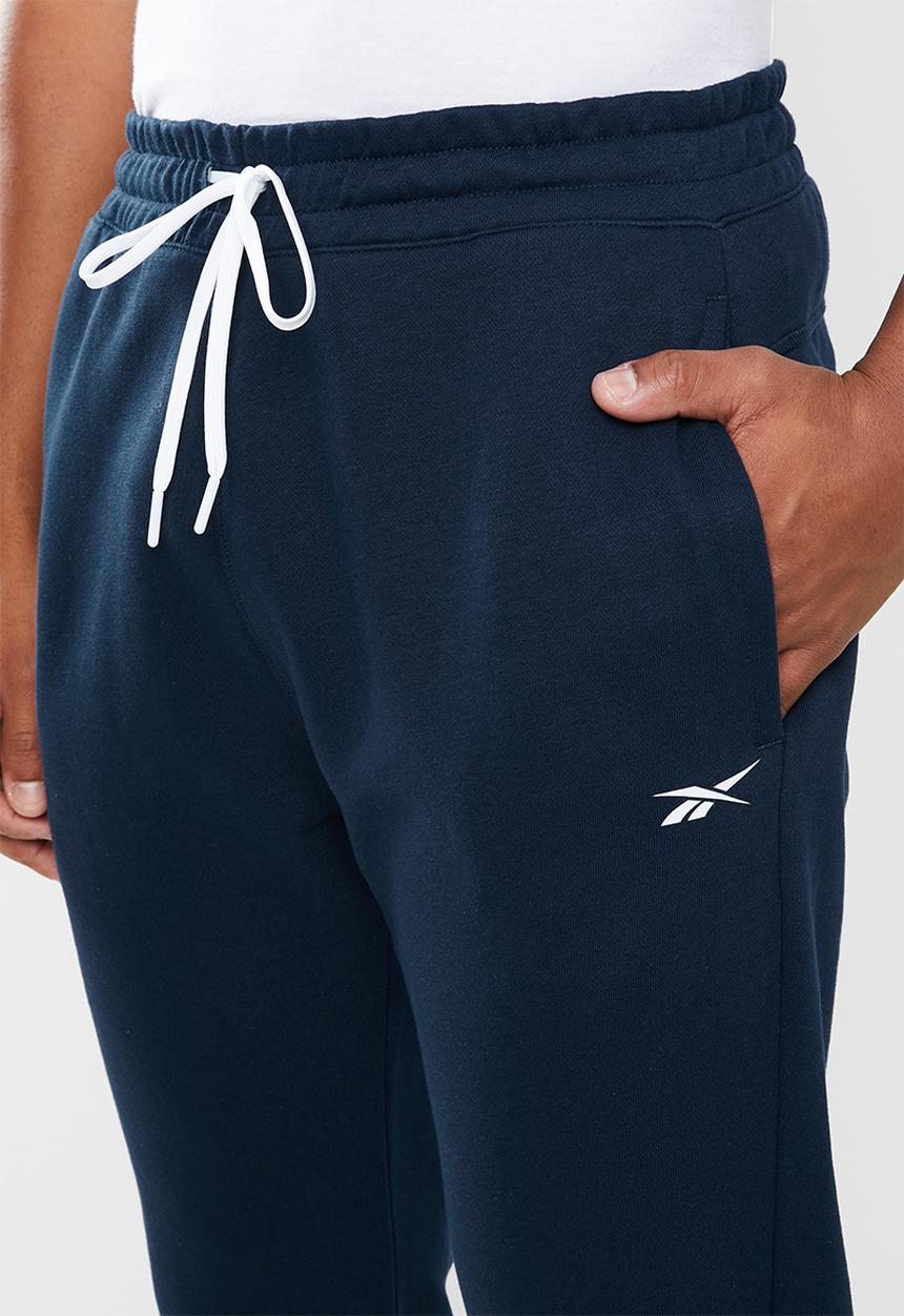 Reebok - Training essentials linear logo tracksuit - navy & white