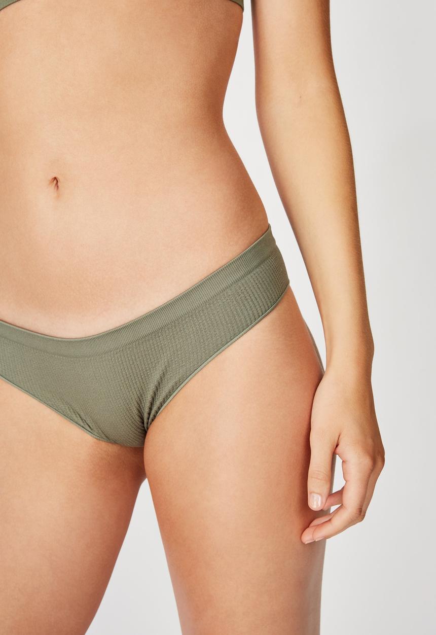 Cotton On - Seamfree rib brasiliano brief - green 