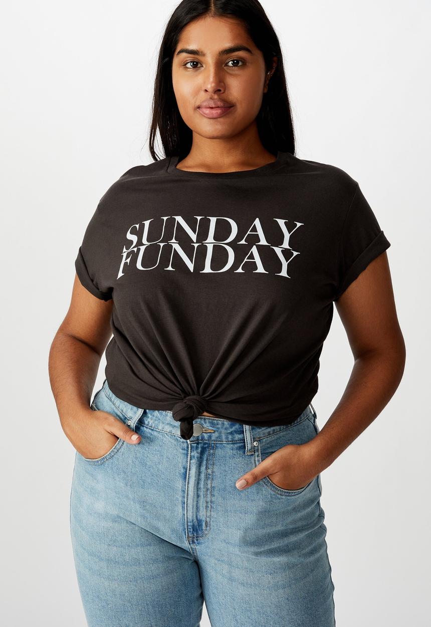 Cotton On - Curve graphic tee Sunday funday - black