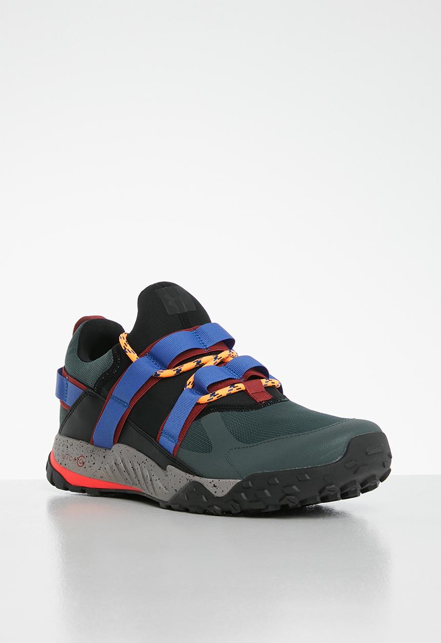 Under Armour - Valsetz Trek - pitch gray / black