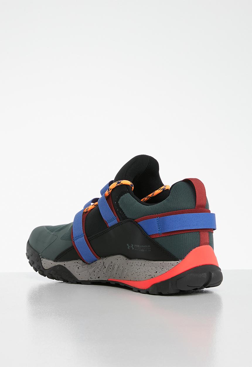 Under Armour - Valsetz Trek - pitch gray / black