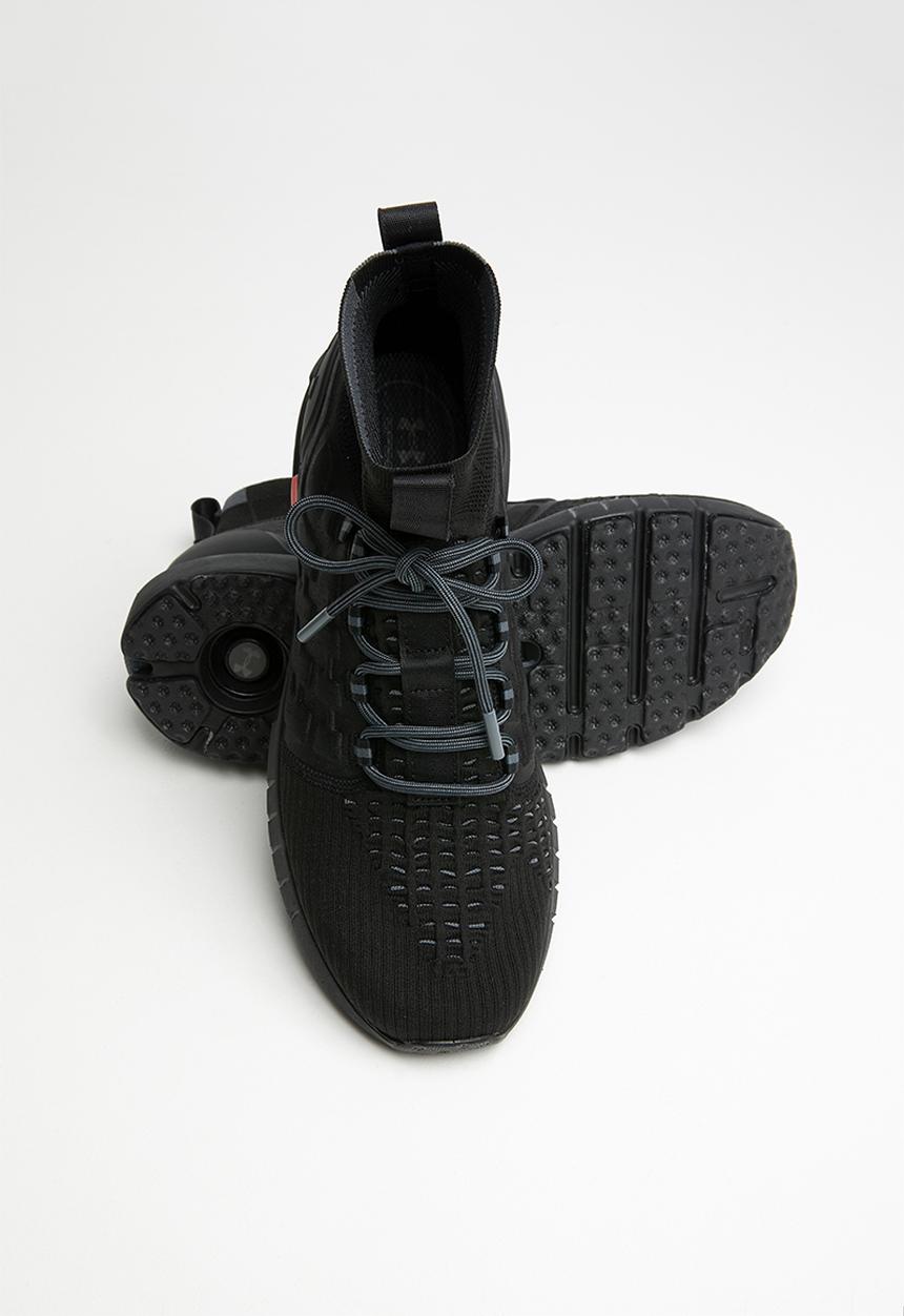 Under Armour - Hovr Phantom Boot - black / pitch gray