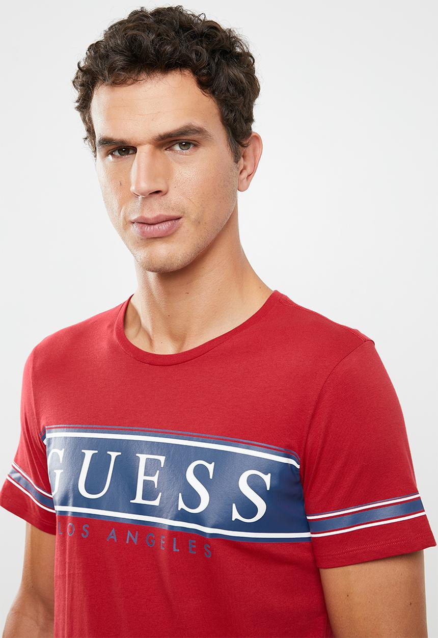 GUESS - Guess horizontal tee - red