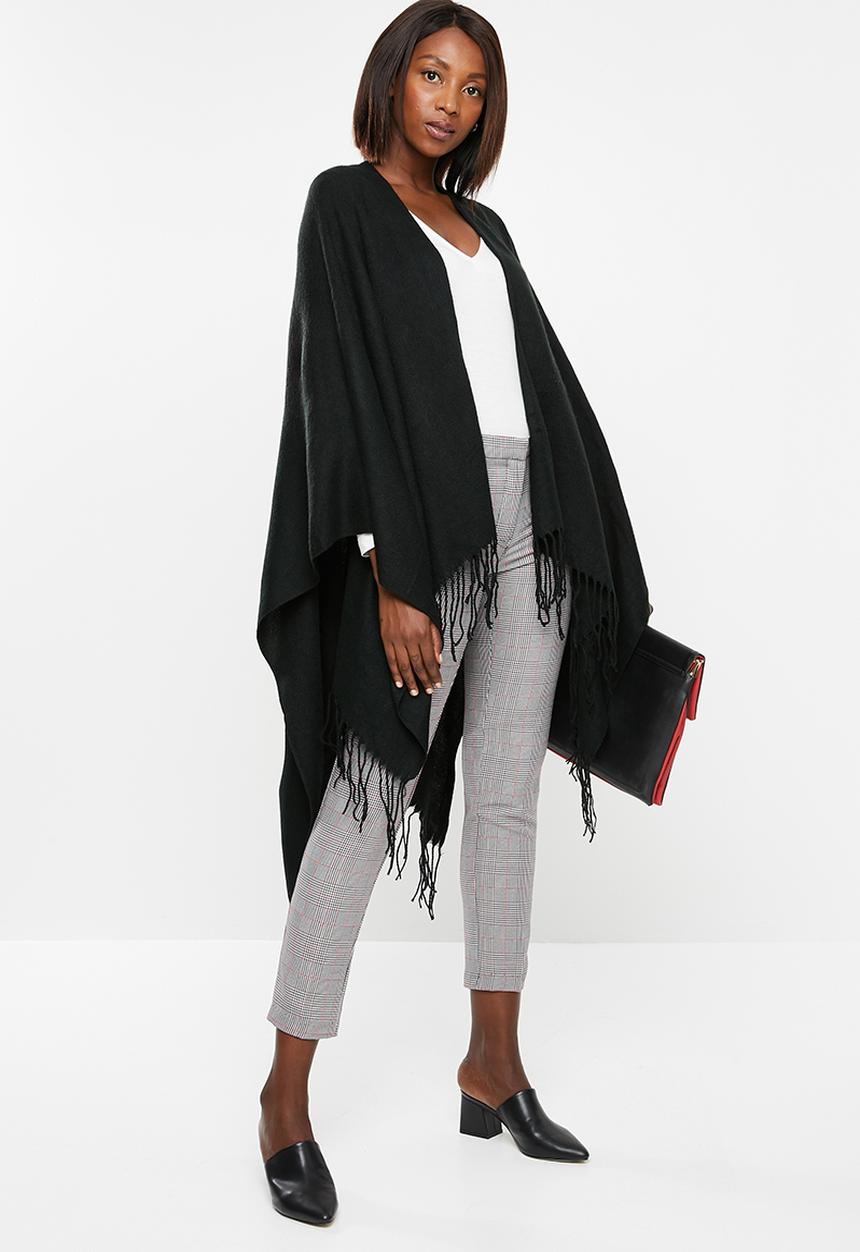 edit - Buttercup poncho - black