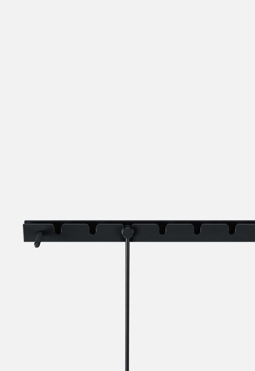 Umbra - Exhibit photo display - black