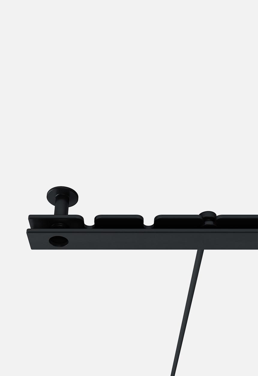Umbra - Exhibit photo display - black