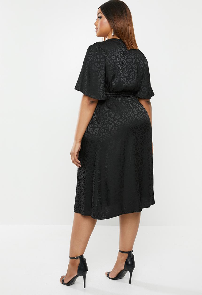 edit Plus - Bell sleeve wrap dress - black